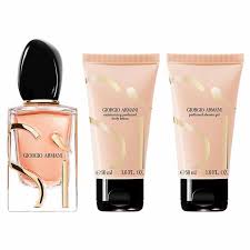 Kit Perfume Feminino Sí Intense Giorgio Armani EdP 50ml + Loção 50ml + Gel de Banho 50ml